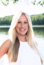 Amanda J. Crosby Photo